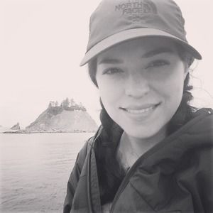 Meet your Posher, Holly